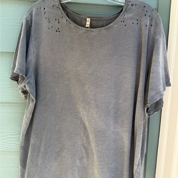 Magnolia Pearl Short Sleeve Tee in Ozzy - Picture 1 of 3